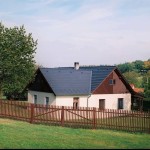 Betonová střešní taška - zdroj www.bramac.cz